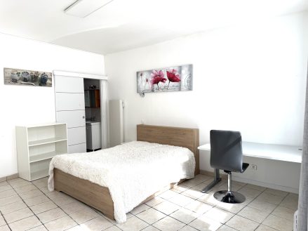 Hte V 7 Lit bureau sdb